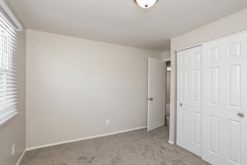 1,730/Mo, 1850 N Schwier Dr Indianapolis, IN 46229 Bedroom View