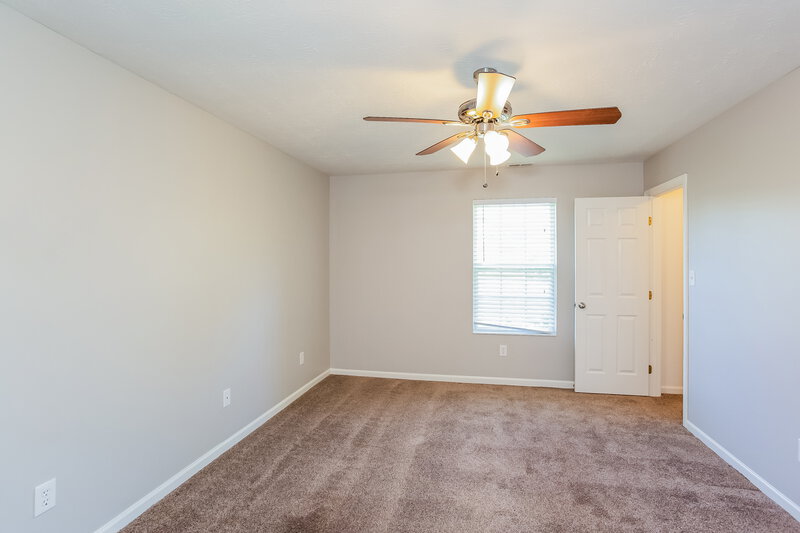 1,600/Mo, 10107 Park Royale Dr Indianapolis, IN 46229 Main Bedroom View