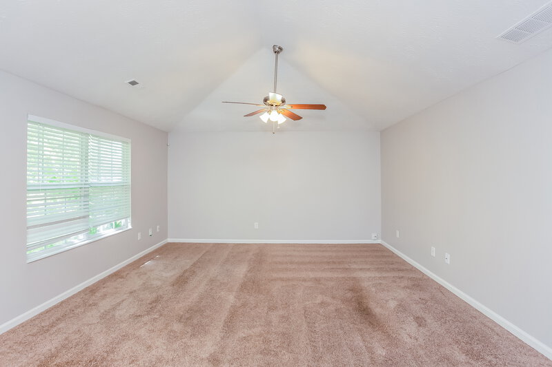 1,600/Mo, 10107 Park Royale Dr Indianapolis, IN 46229 Main Bedroom View 2