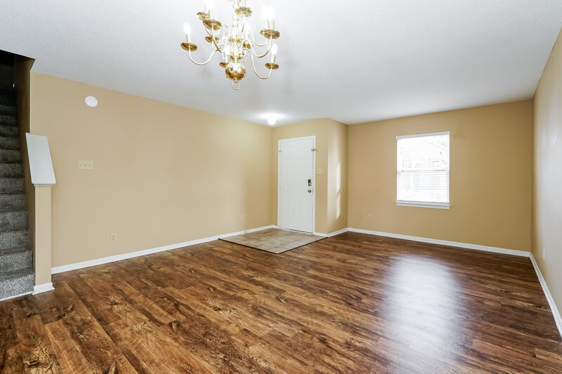 1,985/Mo, 2044 Southernwood Ln Indianapolis, IN 46231 Living Room View