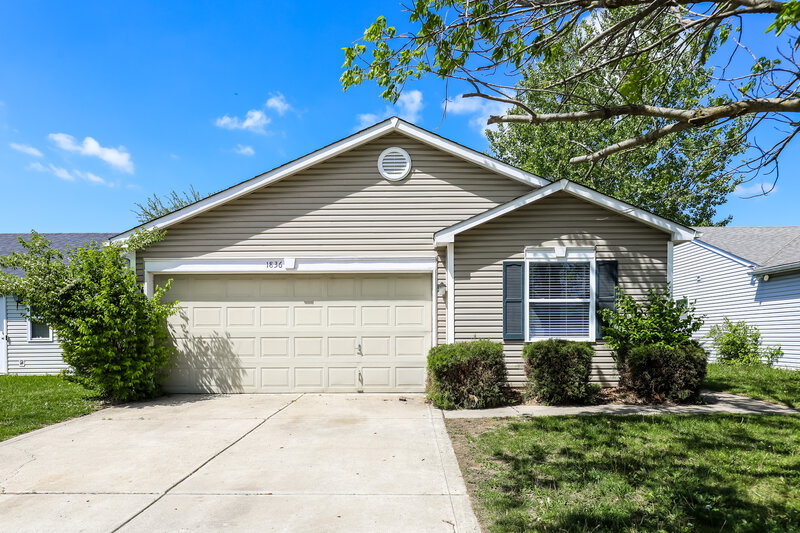 1,745/Mo, 1836 Dutch Elm Dr Indianapolis, IN 46231 External View