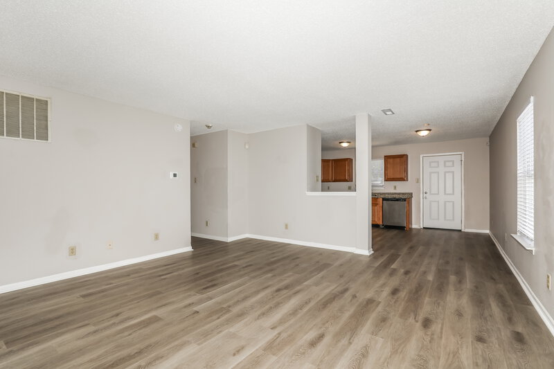 1,705/Mo, 1836 Dutch Elm Dr Indianapolis, IN 46231 Living Room View 3
