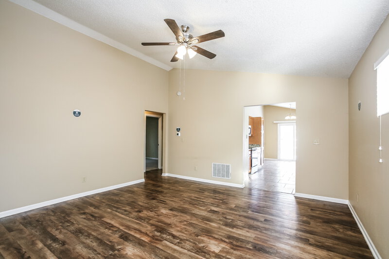 1,795/Mo, 8904 Lighthorse Dr Indianapolis, IN 46231 Living Room View