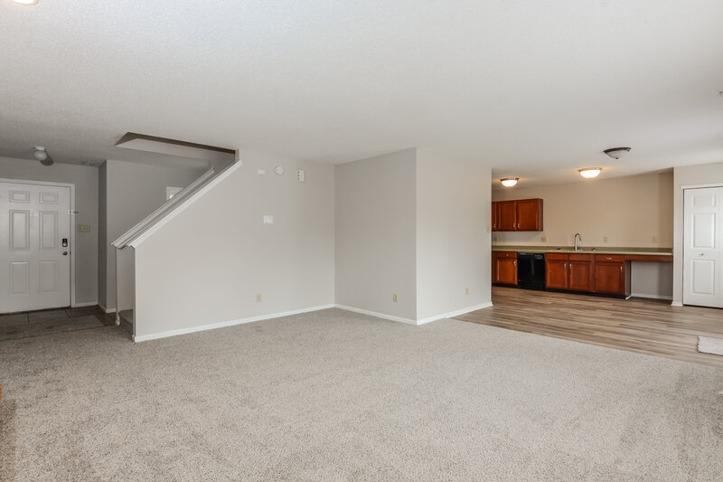 2,030/Mo, 2012 Southernwood Ln Indianapolis, IN 46231 Living Room View 2
