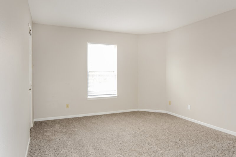2,030/Mo, 2012 Southernwood Ln Indianapolis, IN 46231 Bedroom View 2