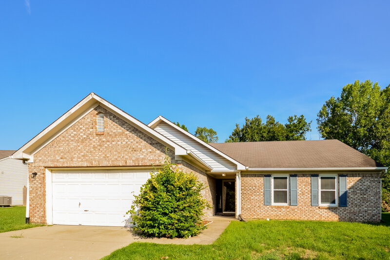 1,945/Mo, 9012 Lighthorse Dr Indianapolis, IN 46231 External View