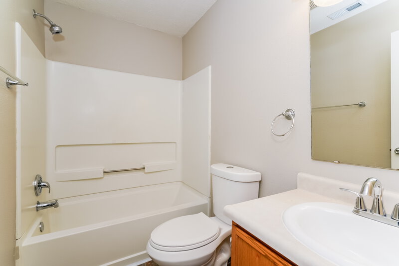 2,400/Mo, 2004 Orchid Bloom Dr Indianapolis, IN 46231 Misc View 16