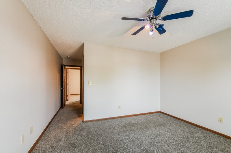 1,800/Mo, 1247 Country Ridge Ln Indianapolis, IN 46234 Main Bedroom View 2