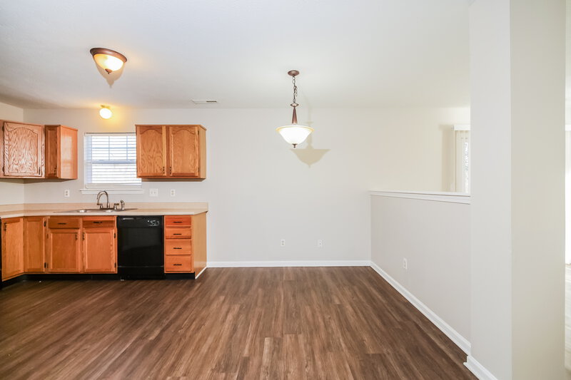 1,535/Mo, 10802 Snowdrop Way Indianapolis, IN 46235 Dining Room View