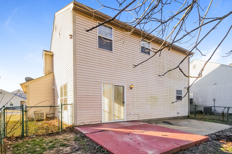 1,535/Mo, 10802 Snowdrop Way Indianapolis, IN 46235 Rear View 2