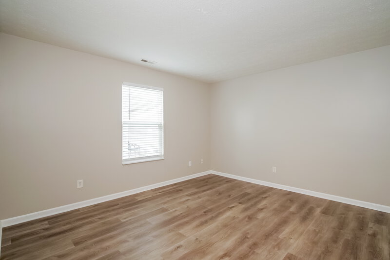 1,635/Mo, 11611 Signet Ln Indianapolis, IN 46235 Main Bedroom View