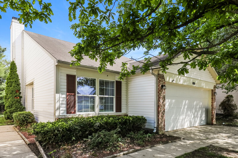 1,800/Mo, 6439 Titania Dr Indianapolis, IN 46236 Front View