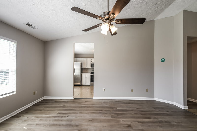 1,820/Mo, 12719 Spurrington Way Indianapolis, IN 46236 Misc View 5