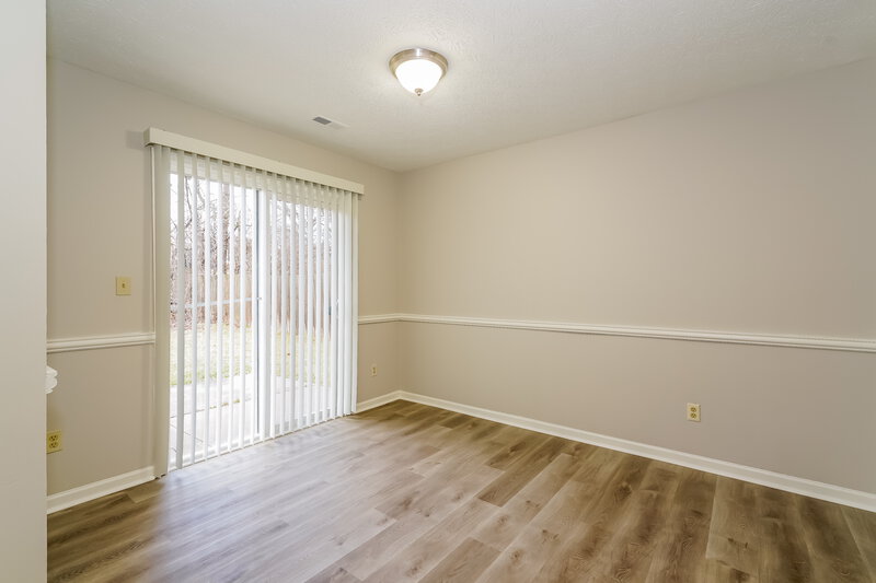 1,520/Mo, 3930 Owster Ln Indianapolis, IN 46237 Dining Room View