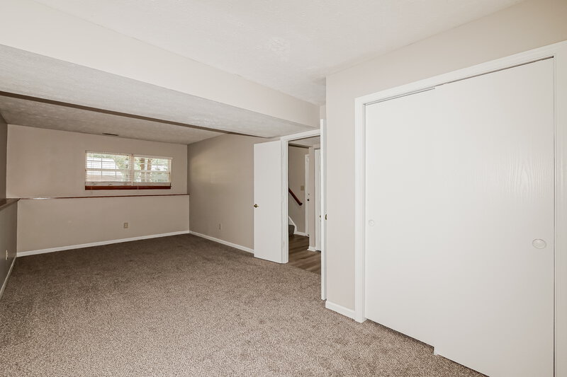 1,660/Mo, 3712 Owster Ln Indianapolis, IN 46237 Family Room View