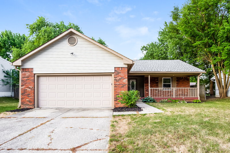 1,700/Mo, 5723 Ensenada Ave Indianapolis, IN 46237 External View