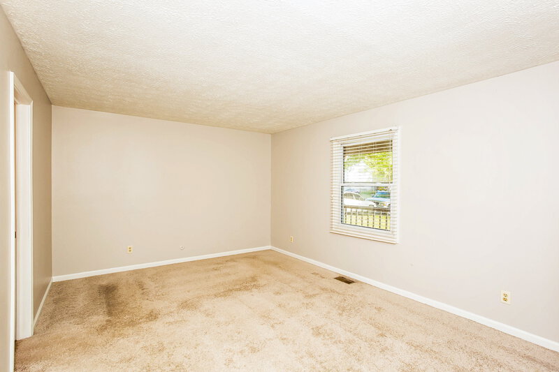 1,700/Mo, 5723 Ensenada Ave Indianapolis, IN 46237 Bedroom View