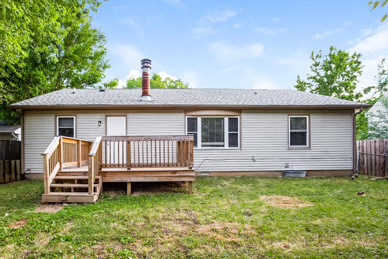 1,700/Mo, 5723 Ensenada Ave Indianapolis, IN 46237 Rear View