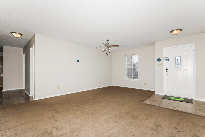 2,230/Mo, 2837 Ludwig Dr Indianapolis, IN 46239 Living Room View