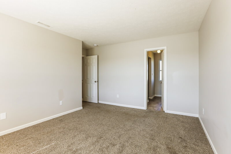 1,760/Mo, 3149 Brandenburg Dr Indianapolis, IN 46239 Main Bedroom View 2
