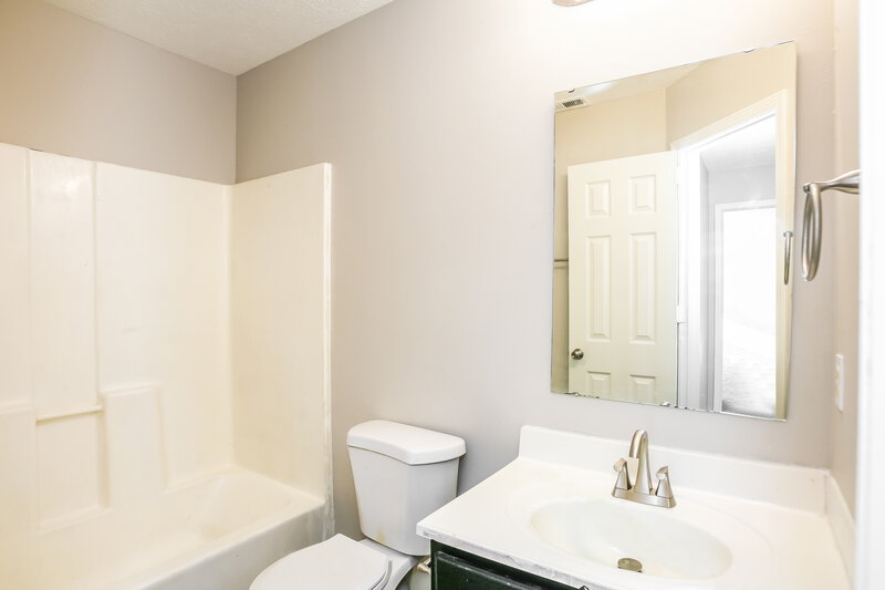 1,920/Mo, 3149 Brandenburg Dr Indianapolis, IN 46239 Misc View 12