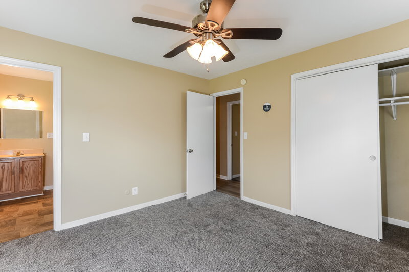 1,760/Mo, 1238 Brandt Dr Indianapolis, IN 46241 Main Bedroom View 2