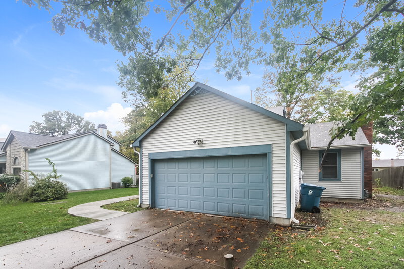 2,850/Mo, 1112 Delray Dr Indianapolis, IN 46241 Front View 2