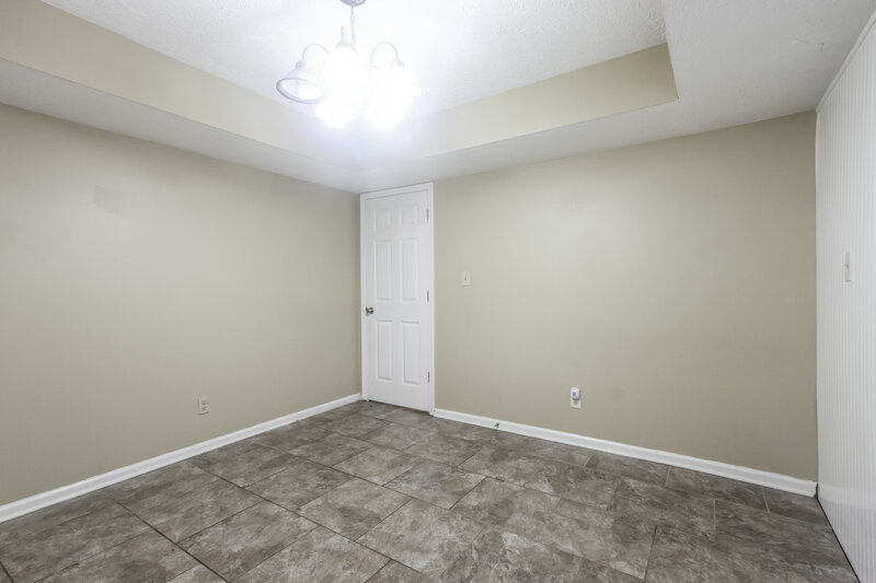 2,850/Mo, 1112 Delray Dr Indianapolis, IN 46241 Dining Room View 2