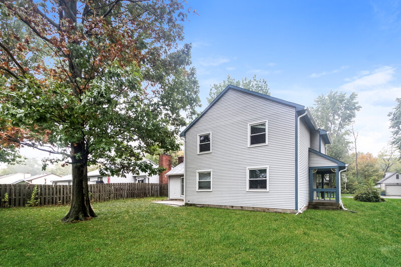 2,850/Mo, 1112 Delray Dr Indianapolis, IN 46241 Rear View 2