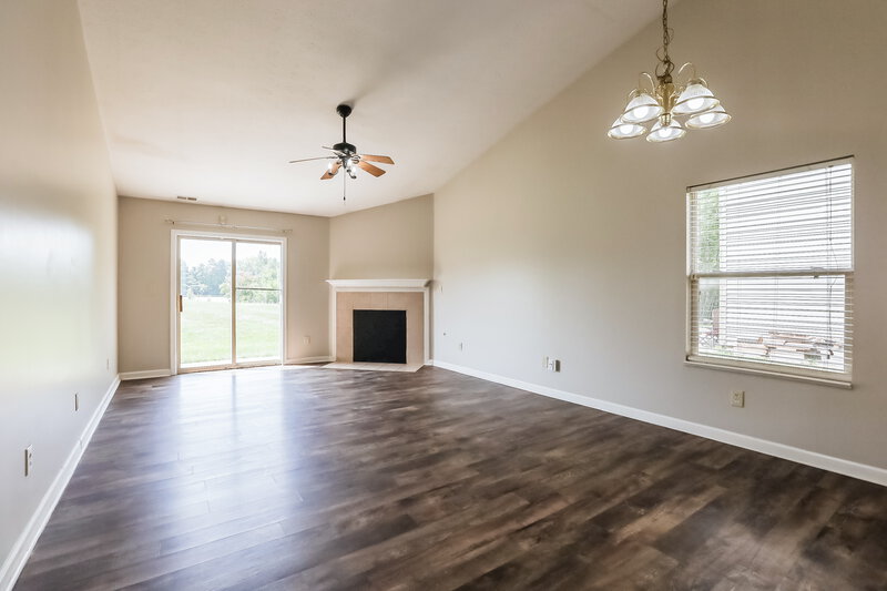 1,765/Mo, 5384 Lakeside Manor Dr Indianapolis, IN 46254 Dining Room View