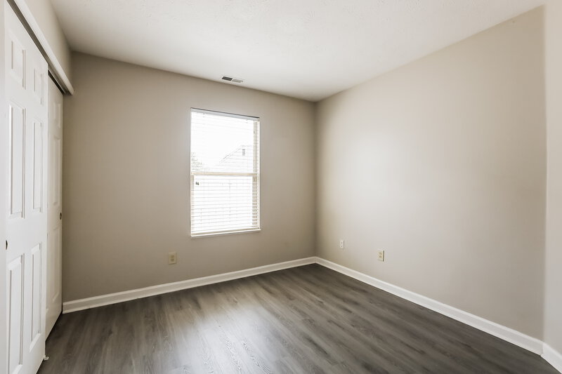 1,765/Mo, 5384 Lakeside Manor Dr Indianapolis, IN 46254 Bedroom View 4