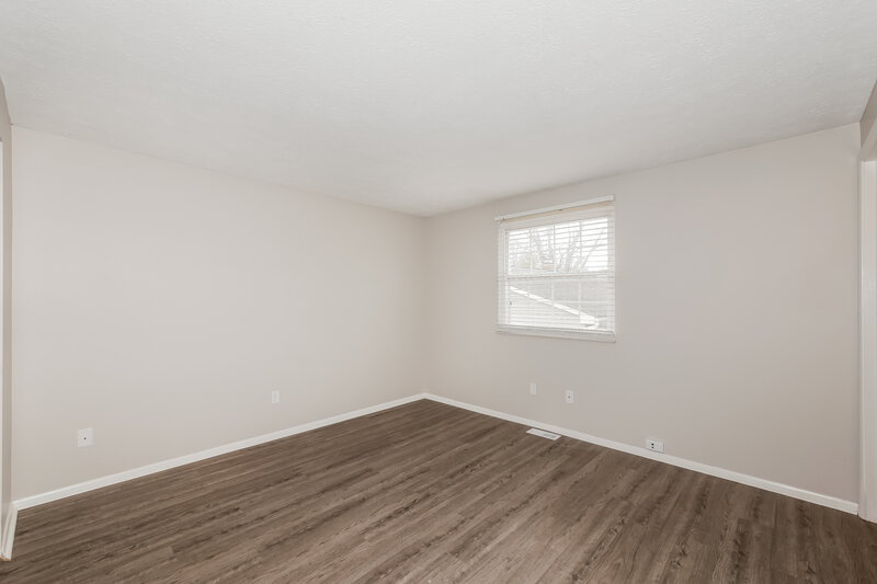 2,290/Mo, 5575 Freedom Ct Indianapolis, IN 46254 Main Bedroom View