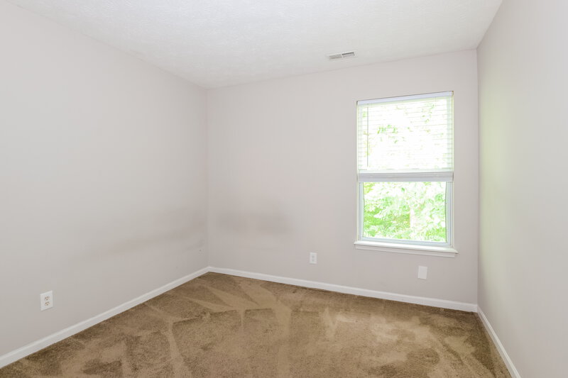 2,290/Mo, 5118 Stanhope Ln Indianapolis, IN 46254 Bedroom View