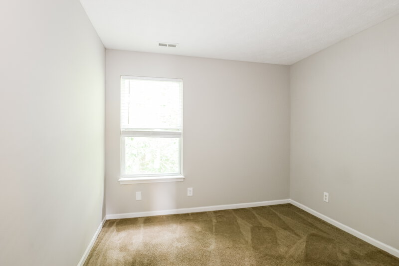 2,290/Mo, 5118 Stanhope Ln Indianapolis, IN 46254 Bedroom View 2