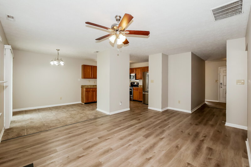 1,655/Mo, 4347 Lucky Ct Indianapolis, IN 46203 Living Room View 3