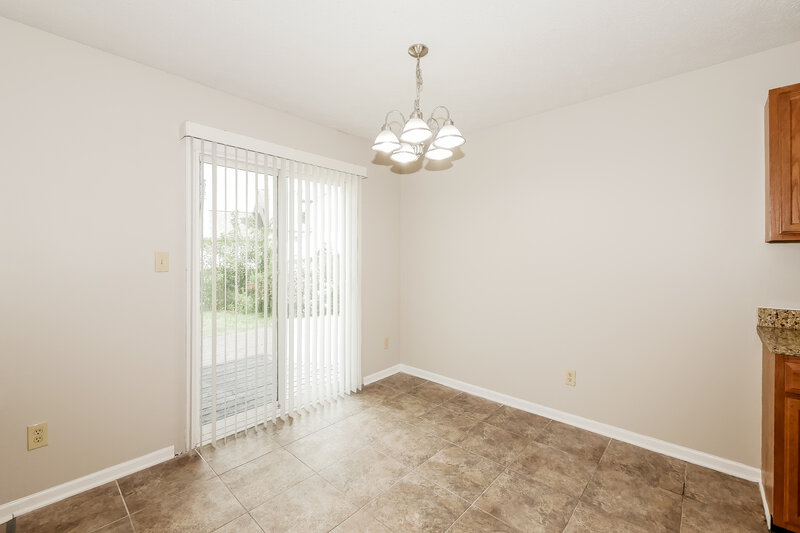 1,655/Mo, 4347 Lucky Ct Indianapolis, IN 46203 Dining Room View