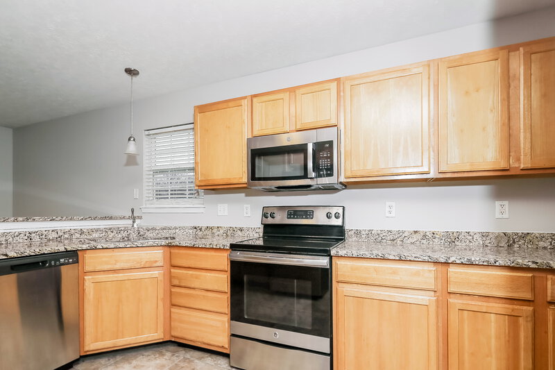 1,890/Mo, 2314 Gradison Circle Indianapolis, IN 46214 Kitchen View