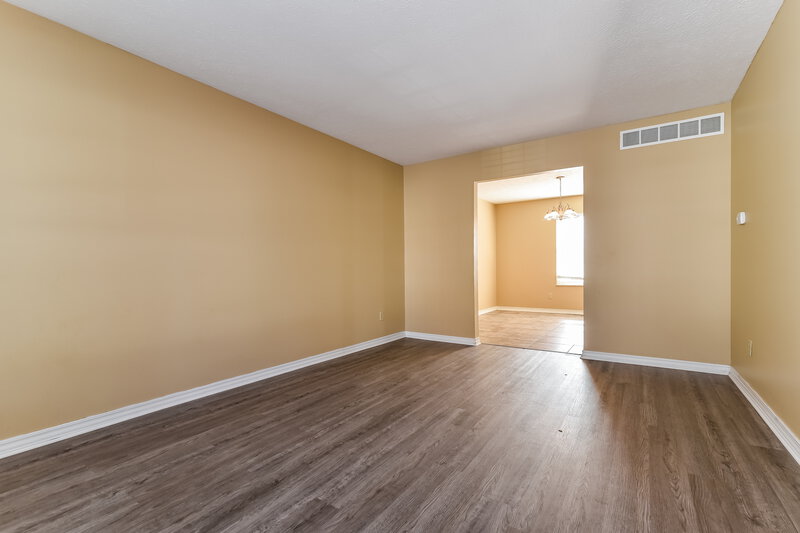 1,890/Mo, 7551 Rogers Dr Indianapolis, IN 46214 Master Bedroom View 2