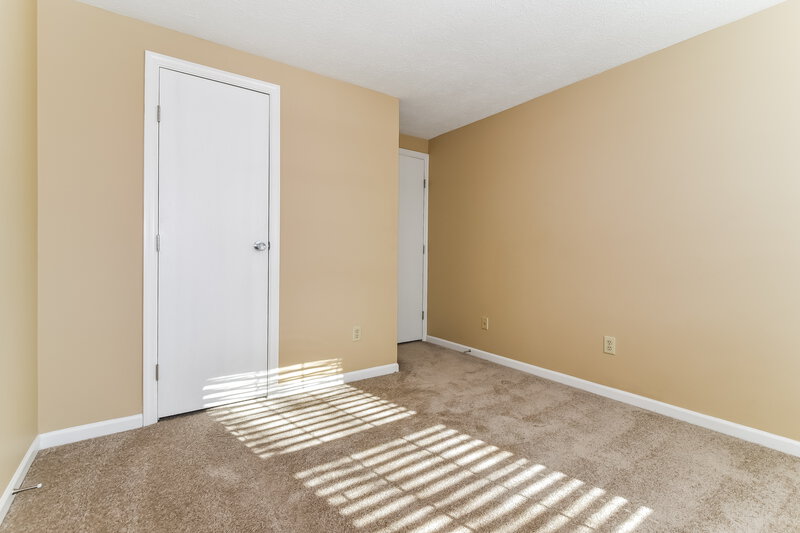 1,890/Mo, 7551 Rogers Dr Indianapolis, IN 46214 Bedroom View 3