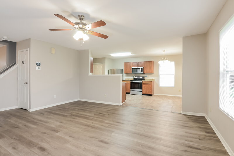 1,840/Mo, 3541 Cork Bend Dr Indianapolis, IN 46239 Living Room View 2