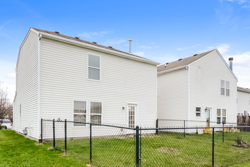 1,840/Mo, 3541 Cork Bend Dr Indianapolis, IN 46239 Rear View