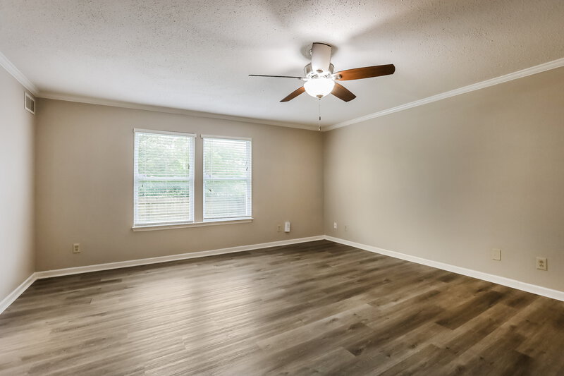 1,965/Mo, 103 Snowflake Circle Greenwood, IN 46143 Living Room View