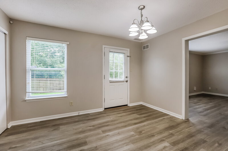 1,965/Mo, 103 Snowflake Circle Greenwood, IN 46143 Dining Room View
