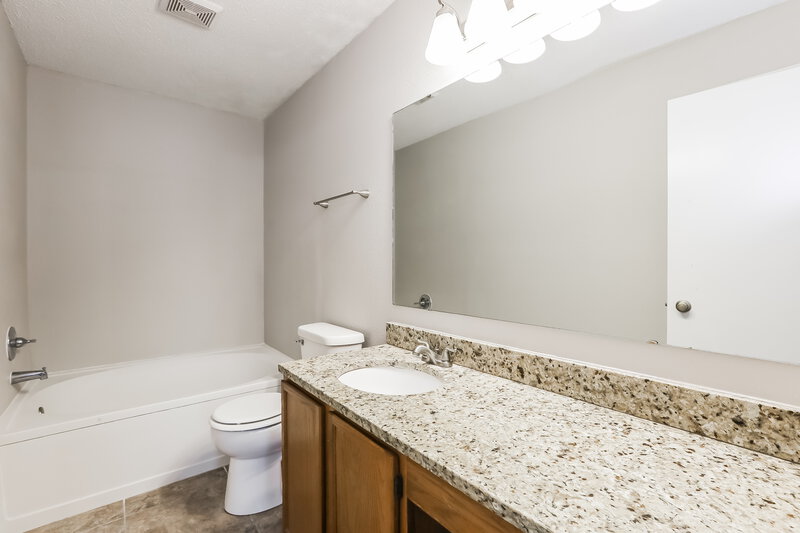1,655/Mo, 10969 Sweetsen Rd Camby, IN 46113 Main Bathroom View
