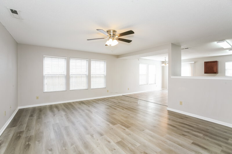 1,770/Mo, 10783 Timothy Ln Indianapolis, IN 46231 Living Room View