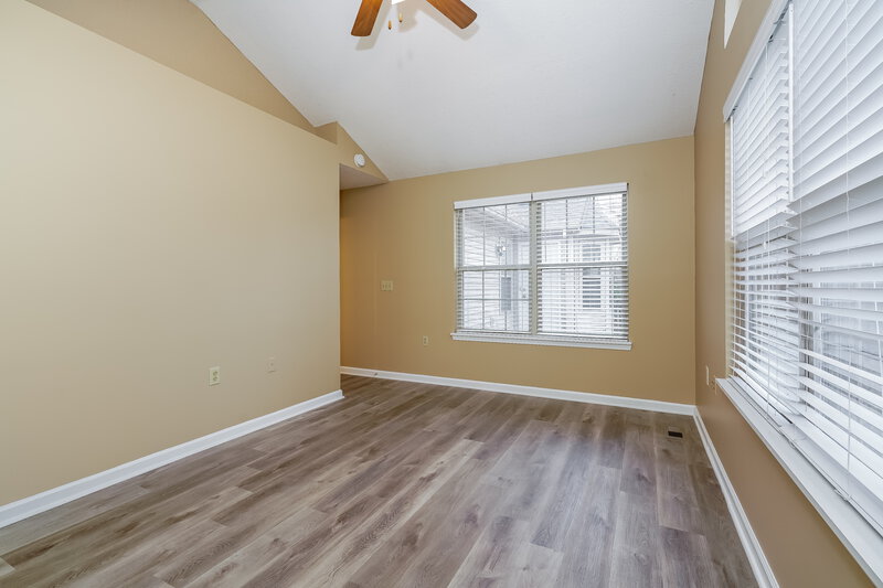 1,585/Mo, 7245 Bradford Woods Way Indianapolis, IN 46268 Main Bedroom View