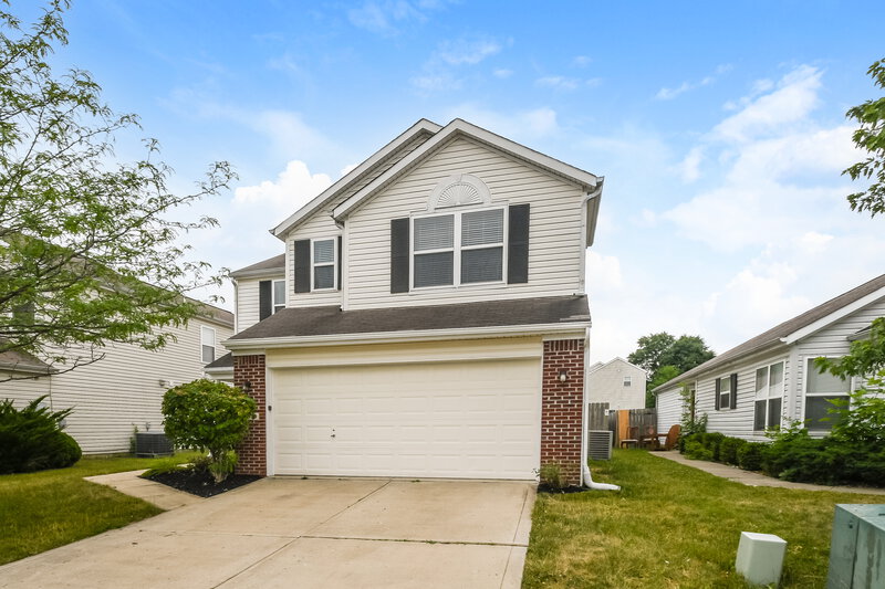 2,005/Mo, 11615 Signet Ln Indianapolis, IN 46235 External View