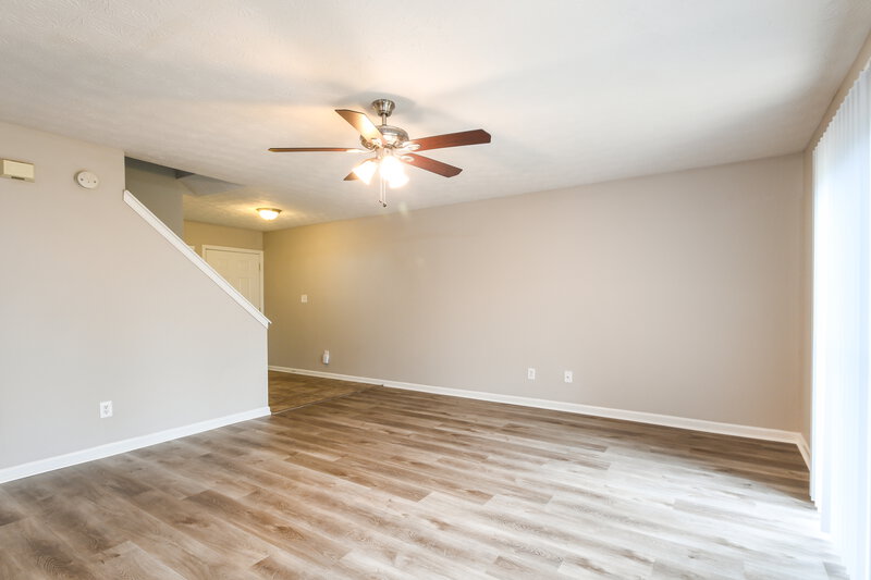 2,005/Mo, 11615 Signet Ln Indianapolis, IN 46235 Misc View 3