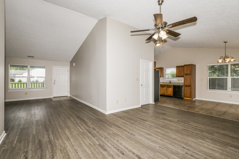 1,900/Mo, 5631 Nodlehs Ct Indianapolis, IN 46221 Living Room View 2