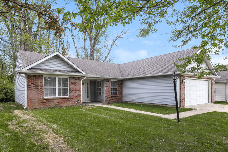 1,870/Mo, 1947 Mare Ave Indianapolis, IN 46203 Front View